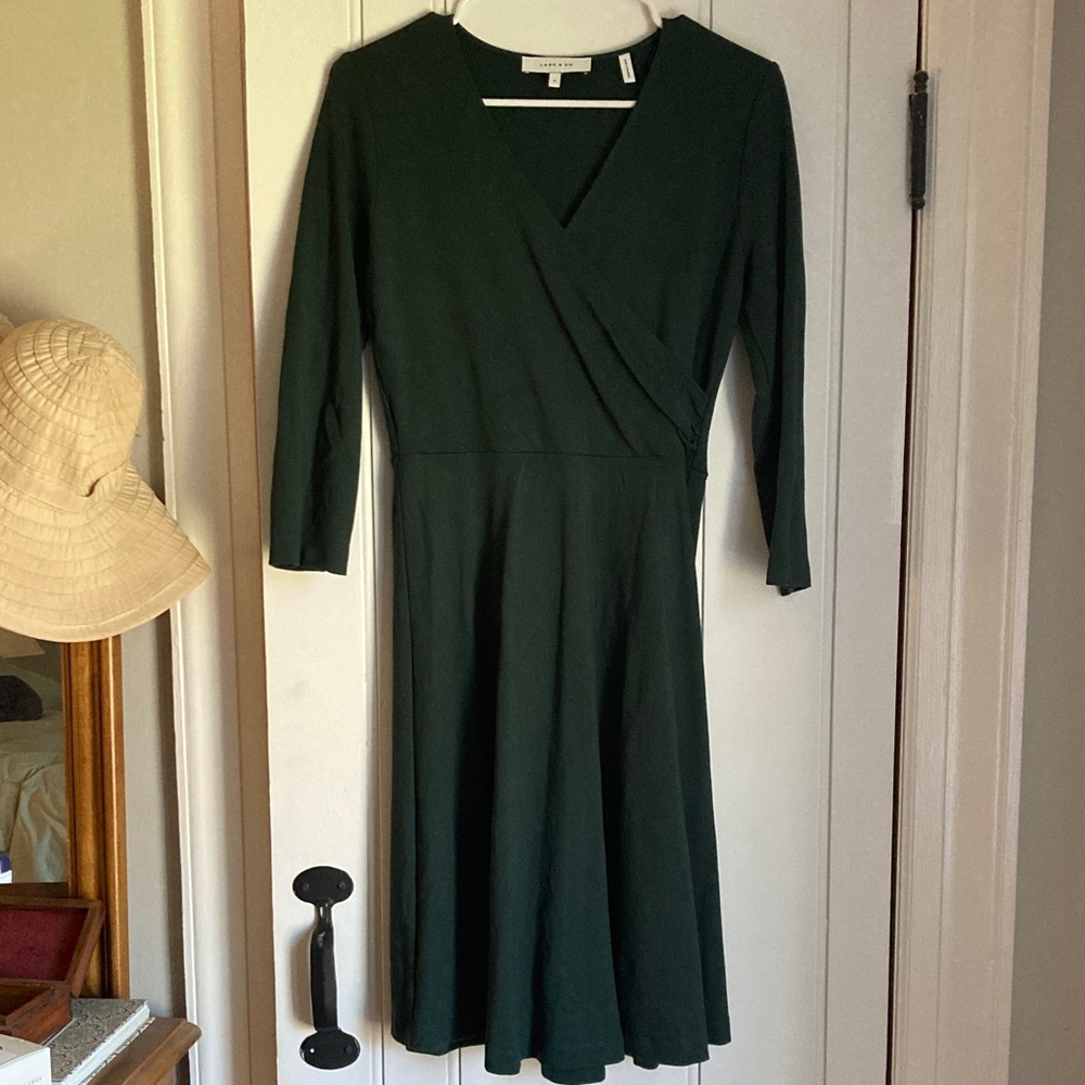 Lark & Ro Deep Green Long Sleeve Dress